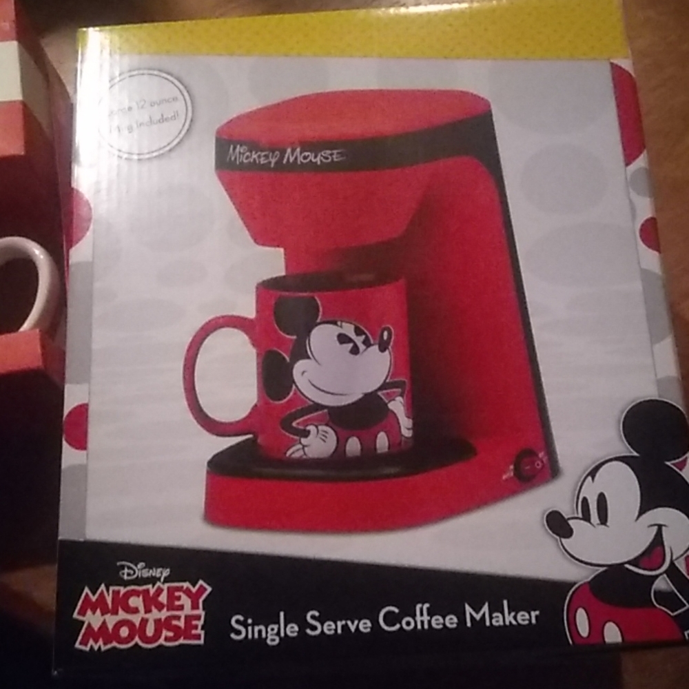 Mickey Mouse single coffee cup makers